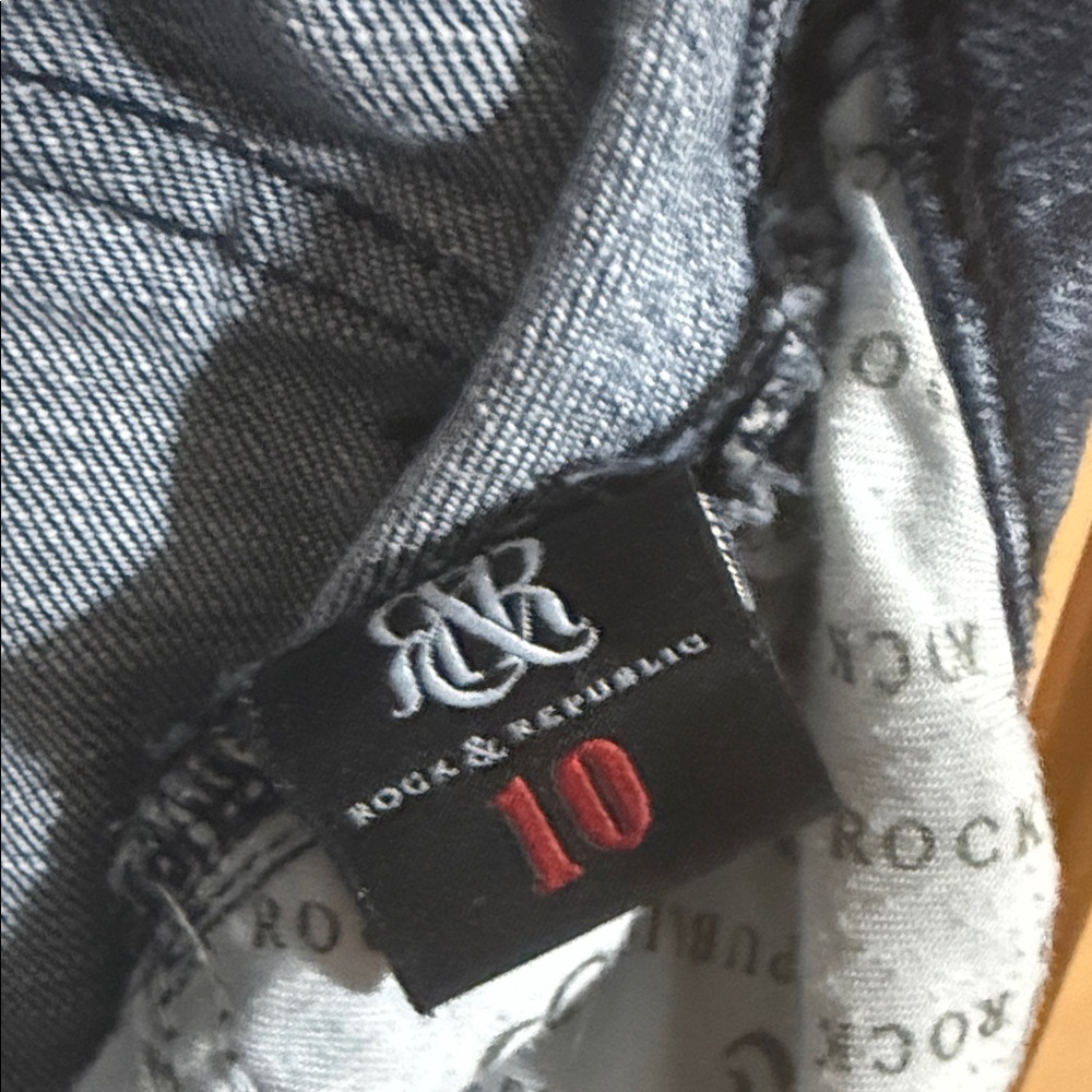 Women’s Rock & Republic Blue Boot Cut Jeans - Picture 5 of 6
